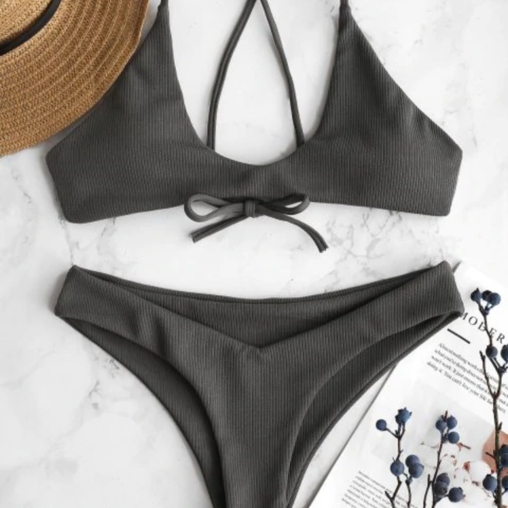 Grey ribbed bikini